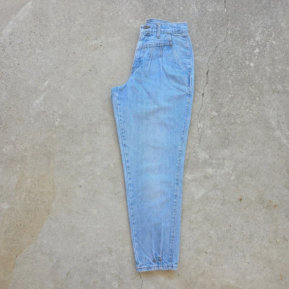 VTG Sunset Blues Jeans Size 26x27‎ High-Waisted Pleated Front Barrel Leg 80s USA